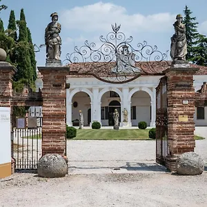 Le Di Ca Zenobio Pensjonat Castagnole